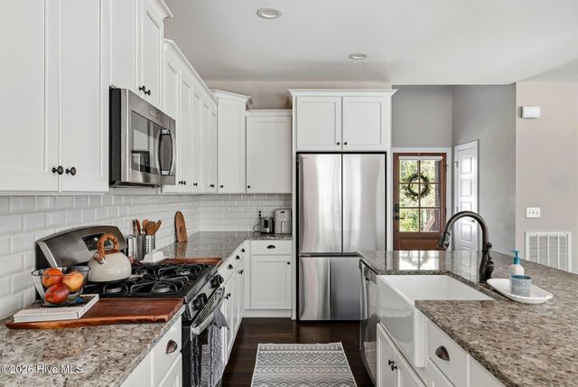 60 Cardinal Drive, Whispering Pines, NC 28327