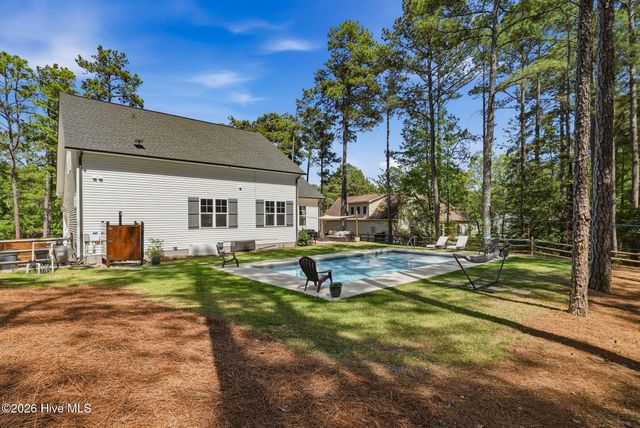 60 Cardinal Drive, Whispering Pines, NC 28327