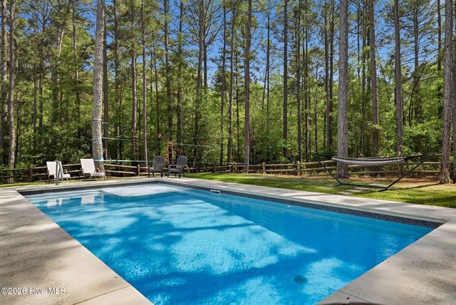 60 Cardinal Drive, Whispering Pines, NC 28327