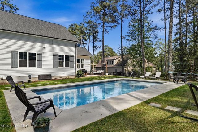 60 Cardinal Drive, Whispering Pines, NC 28327