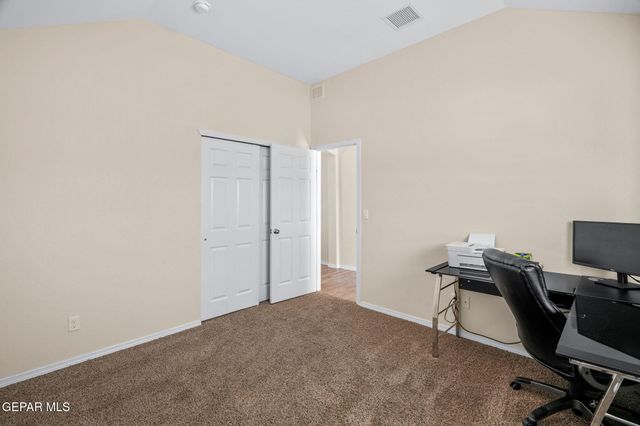 13833 sky harbor Avenue, Horizon City, TX 79928