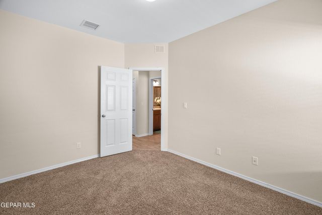 13833 sky harbor Avenue, Horizon City, TX 79928