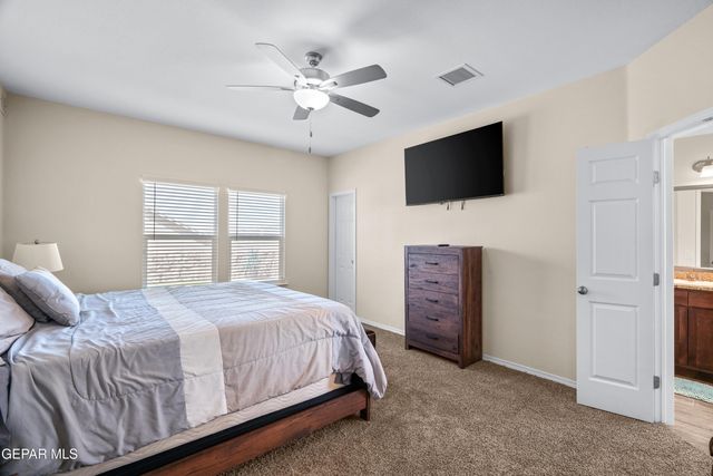 13833 sky harbor Avenue, Horizon City, TX 79928