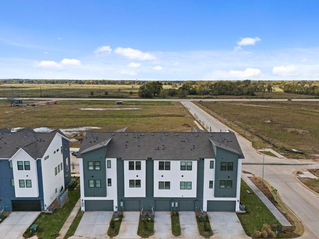 1350 Mercantile Street, Richmond, TX 77406