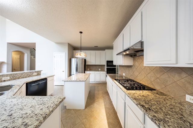 3601 Dripping Springs Drive, Plano, TX 75025