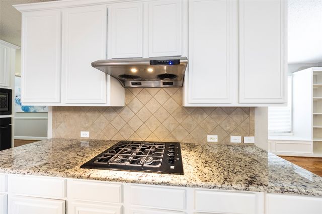 3601 Dripping Springs Drive, Plano, TX 75025