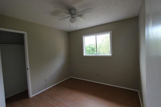 4904 Ripple Creek Drive, Baytown, TX 77521