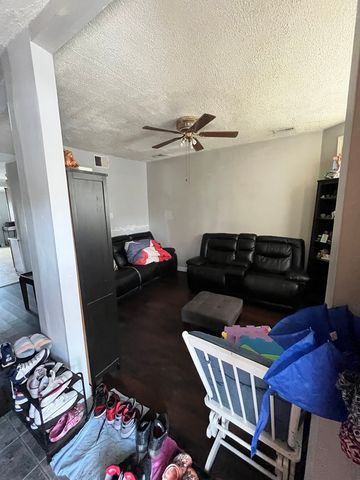 3914 N Christiana Avenue, Chicago, IL 60618