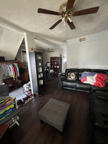 3914 N Christiana Avenue, Chicago, IL 60618