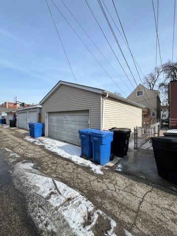 3914 N Christiana Avenue, Chicago, IL 60618