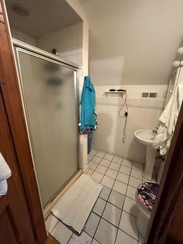 3914 N Christiana Avenue, Chicago, IL 60618