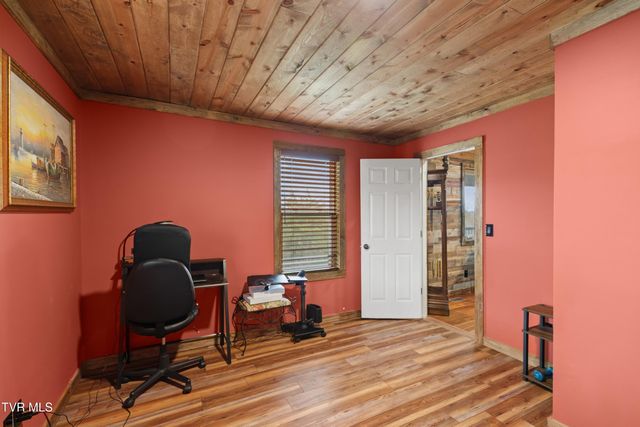 1690 Goodman Loop, Bulls Gap, TN 37711