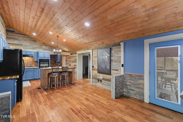 1690 Goodman Loop, Bulls Gap, TN 37711