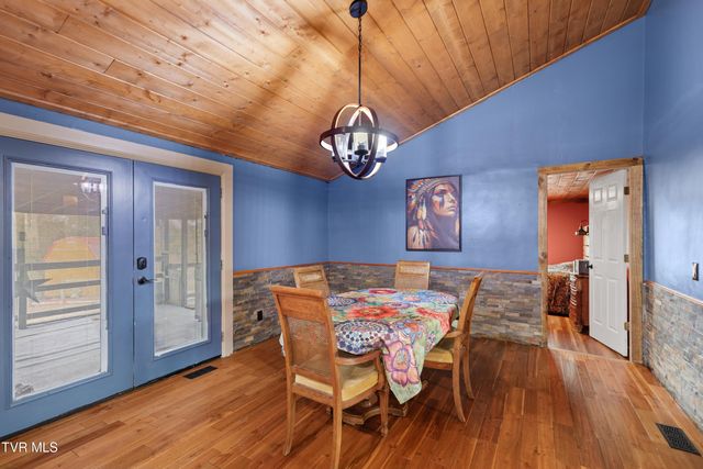 1690 Goodman Loop, Bulls Gap, TN 37711