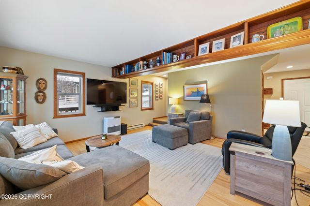 4006 Mullikin Street, Homer, AK 99603