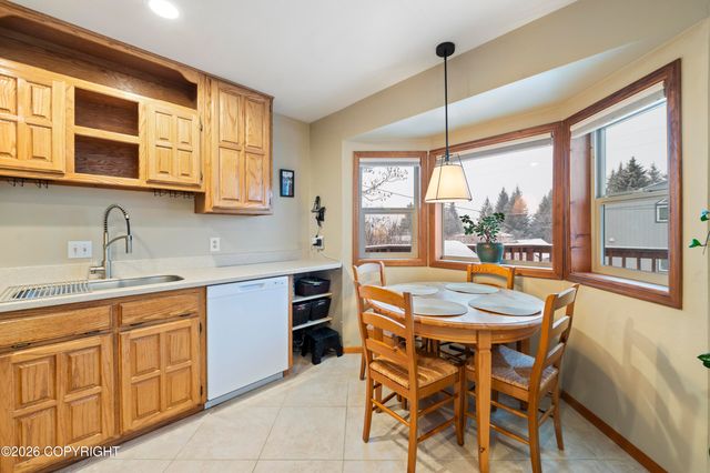 4006 Mullikin Street, Homer, AK 99603