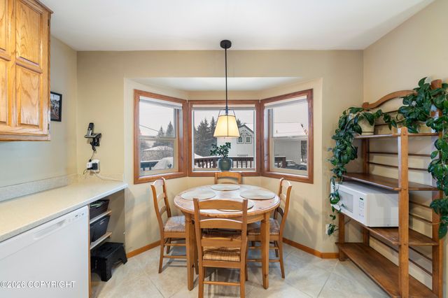 4006 Mullikin Street, Homer, AK 99603