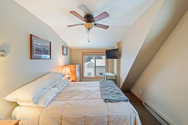 4006 Mullikin Street, Homer, AK 99603