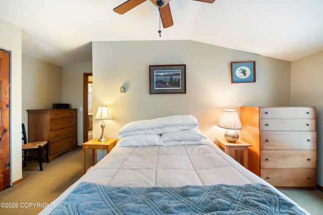 4006 Mullikin Street, Homer, AK 99603