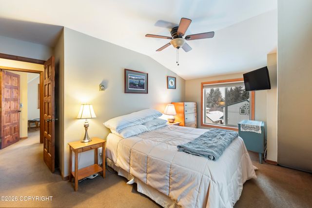 4006 Mullikin Street, Homer, AK 99603