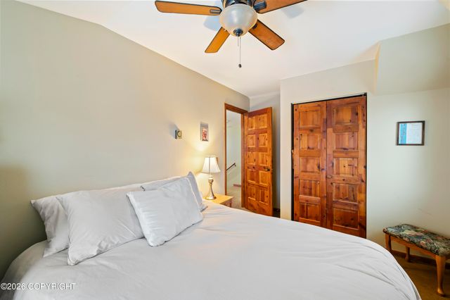 4006 Mullikin Street, Homer, AK 99603