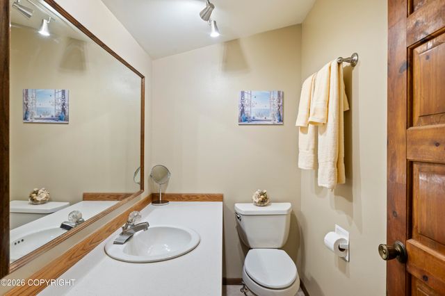 4006 Mullikin Street, Homer, AK 99603