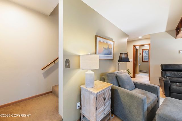 4006 Mullikin Street, Homer, AK 99603