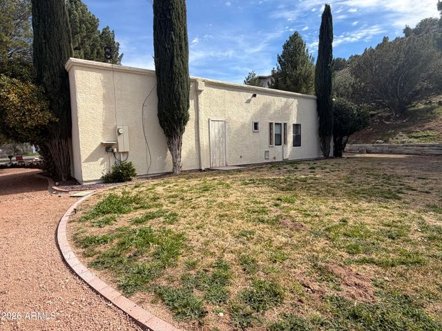 3765 E MONTEZUMA Avenue, Rimrock, AZ 86335