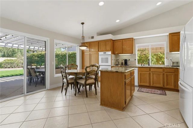 238 Twin Falls Court, Newbury Park, CA 91320