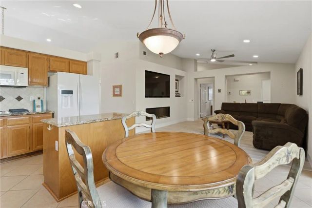 238 Twin Falls Court, Newbury Park, CA 91320