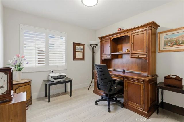 238 Twin Falls Court, Newbury Park, CA 91320