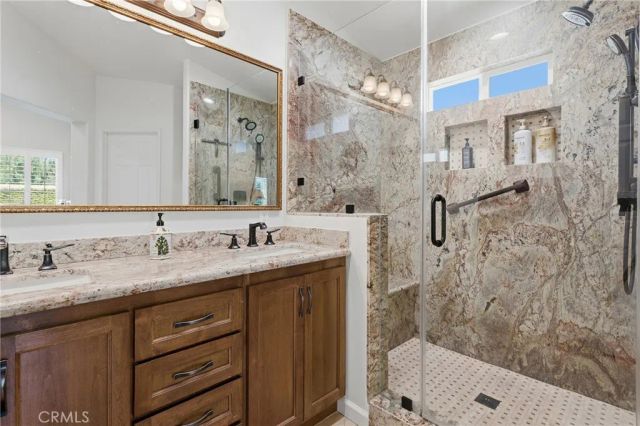 238 Twin Falls Court, Newbury Park, CA 91320