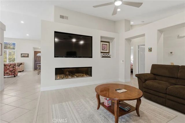 238 Twin Falls Court, Newbury Park, CA 91320