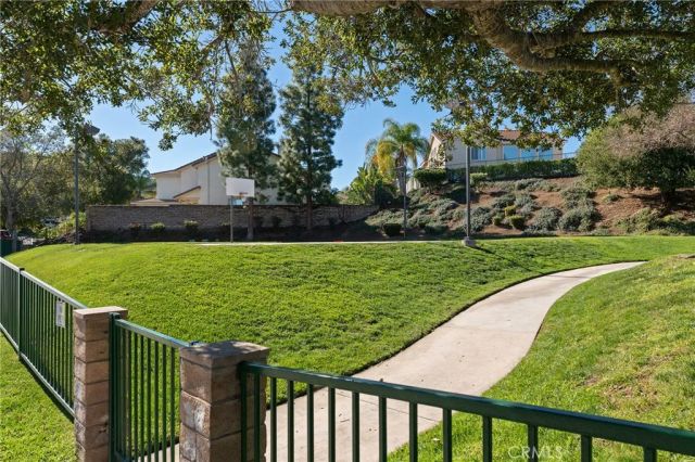 238 Twin Falls Court, Newbury Park, CA 91320