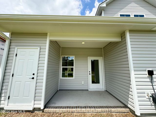 555 Timbercrest Circle SE, Bolivia, NC 28422