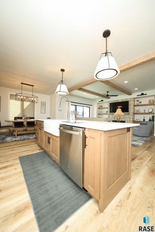 5509 E Canter Ridge Cir Circle, Sioux Falls, SD 57110