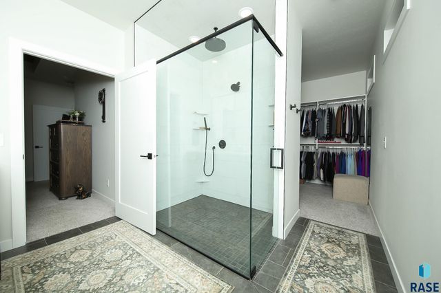 5509 E Canter Ridge Cir Circle, Sioux Falls, SD 57110