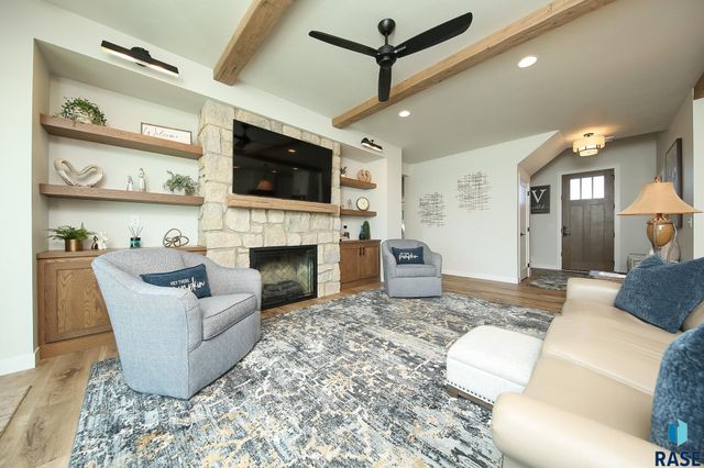 5509 E Canter Ridge Cir Circle, Sioux Falls, SD 57110