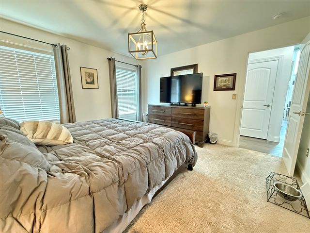 25 DRIFTWOOD Drive, Erie, PA 16511