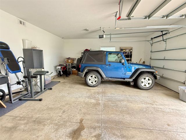 25 DRIFTWOOD Drive, Erie, PA 16511