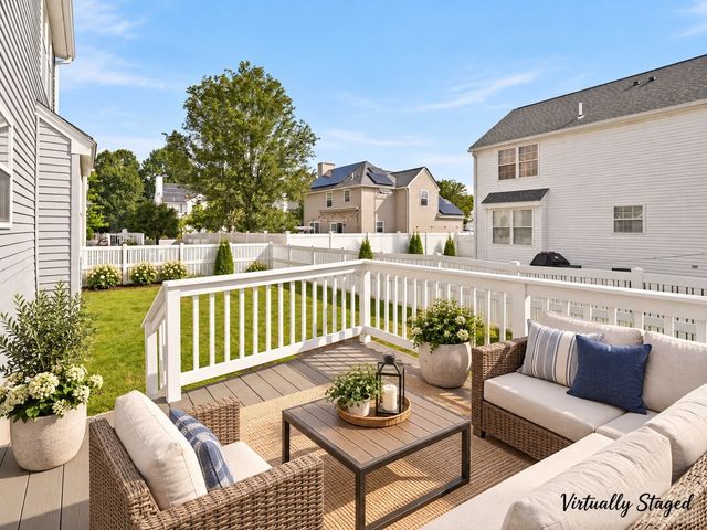 9 Derby Ln., Franklin, MA 02038