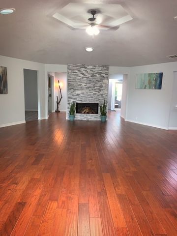 1813 University Drive, Richardson, TX 75081