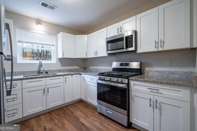 114 Bentley Parkway B, Woodstock, GA 30188