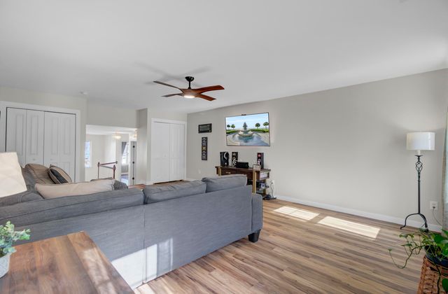 458 Delmont Drive, Goose Creek, SC 29445