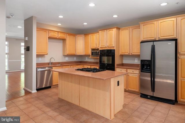 2418 KILLARNEY TER, Odenton, MD 21113