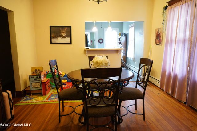 106 McAlpin Street, Albany, NY 12209