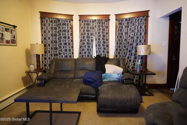 106 McAlpin Street, Albany, NY 12209