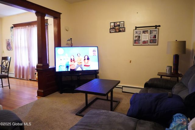 106 McAlpin Street, Albany, NY 12209