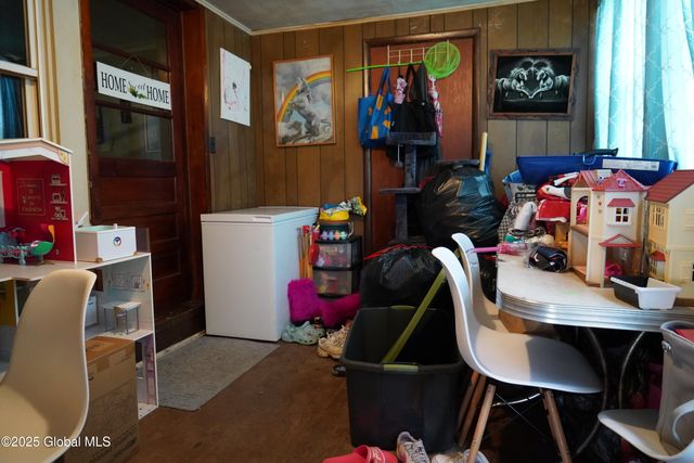 106 McAlpin Street, Albany, NY 12209