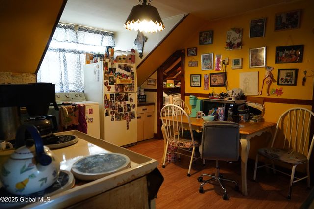 106 McAlpin Street, Albany, NY 12209